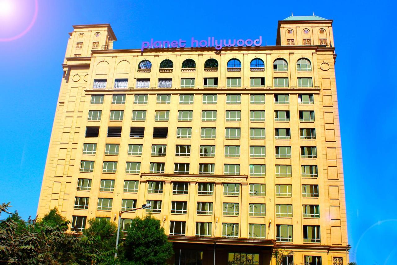 Planet Hollywood Thane Exterior foto